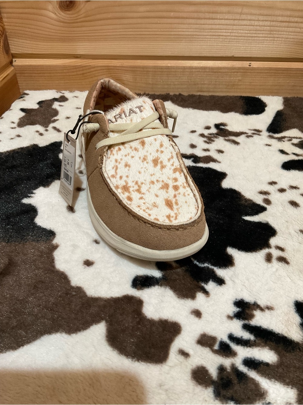 Ariat Tan & Cream Cowhide Moccasin Sneaker